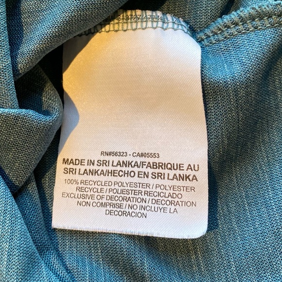 Nike Dri-Fit Lightweight Hoodie - Picture 4 of 5